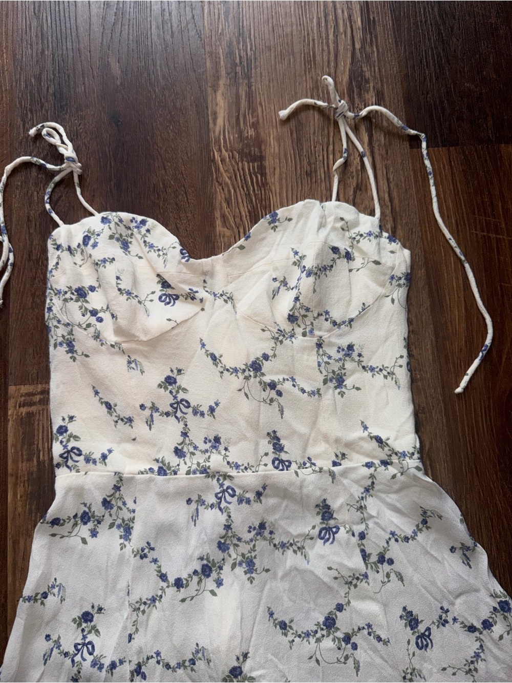 Reformation saskia floral mini dress  size 8 - Picture 3 of 6